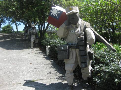 Many of the outdoor sculptures depict soldiers in the Nationalist-Communist Civil War when supporters of the KMT fought against the CPC (Communist Party of China). The KMT supporters ended up in outlying islands such as Taiwan. 